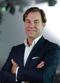 Mr. Helmut von Struve