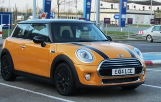 Mini_registered_March_2014_Von Charles01 - Own Work CC BY-SA 3.0.