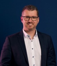 Mr. Moritz Manzel